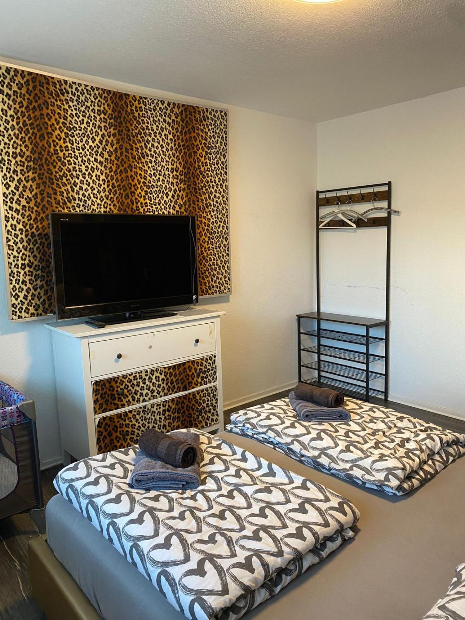 Apartment Dusseldorf-south - Self Check-in *